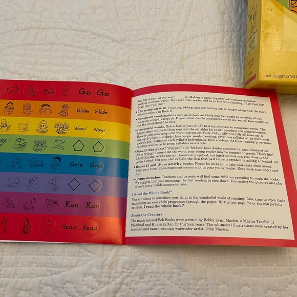 BOB Books Collection 2 Advancing Beginners - Picture 8 of 11